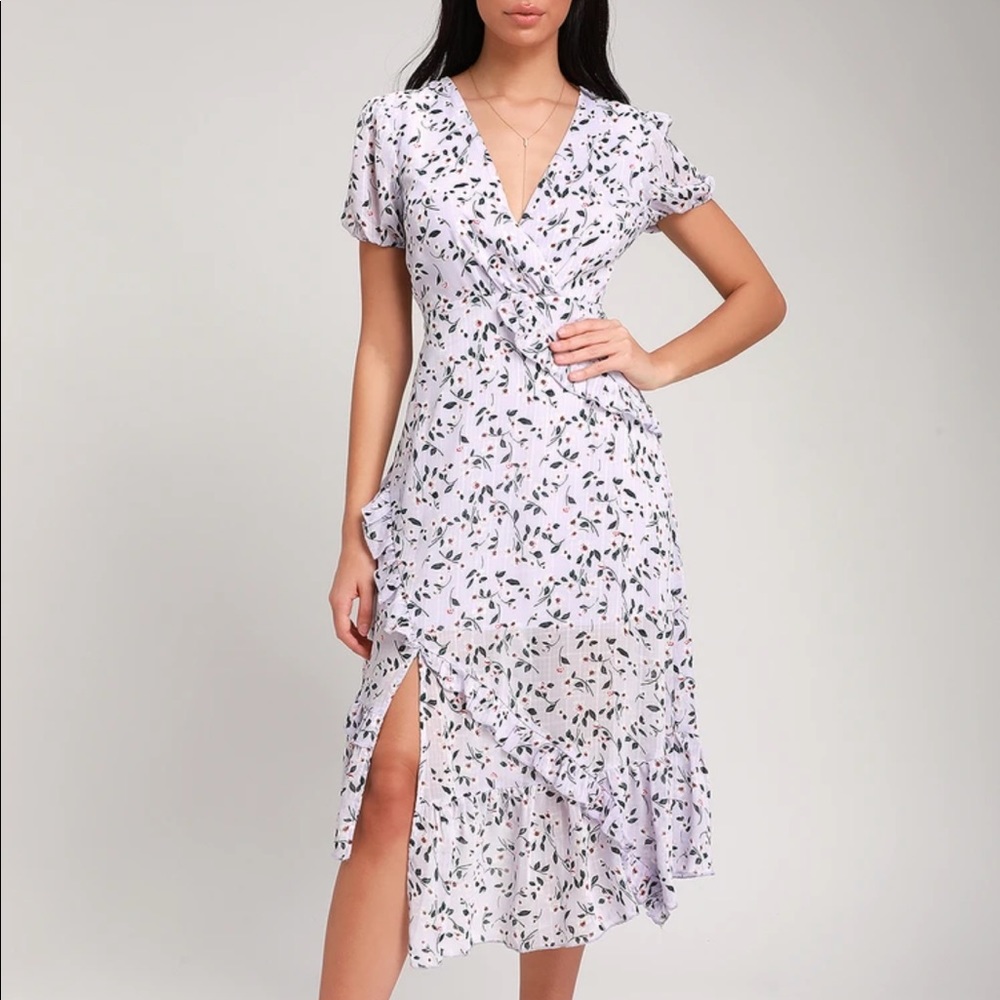 Lulus Lavender Floral Print ruffles dress